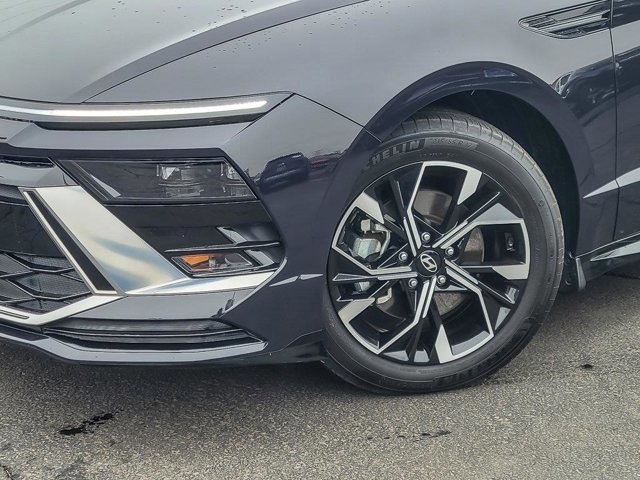 Used 2025 Hyundai Sonata SEL AWD/4WD image 6