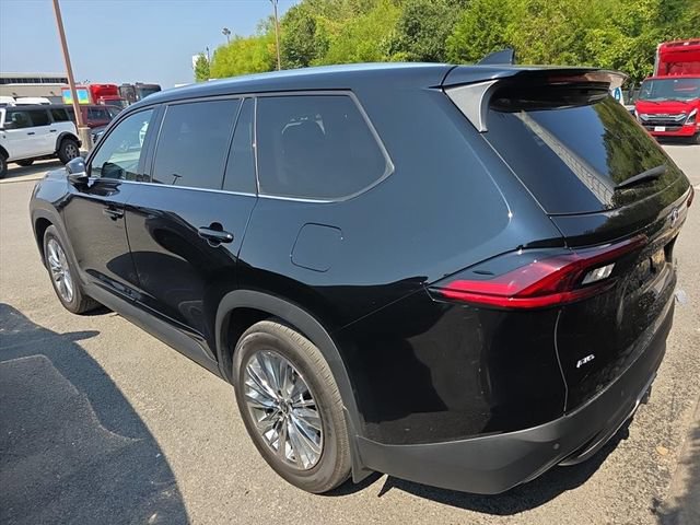 Used 2025 Toyota Grand Highlander AWD image 7