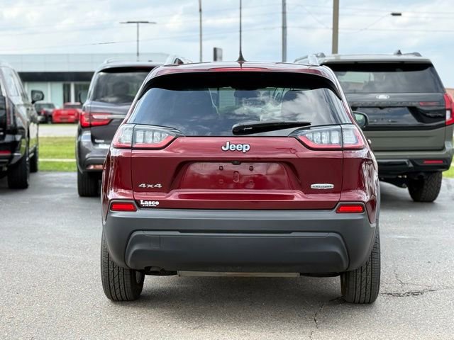Used 2020 Jeep Cherokee Latitude w/ Cold Weather Group AWD/4WD image 37