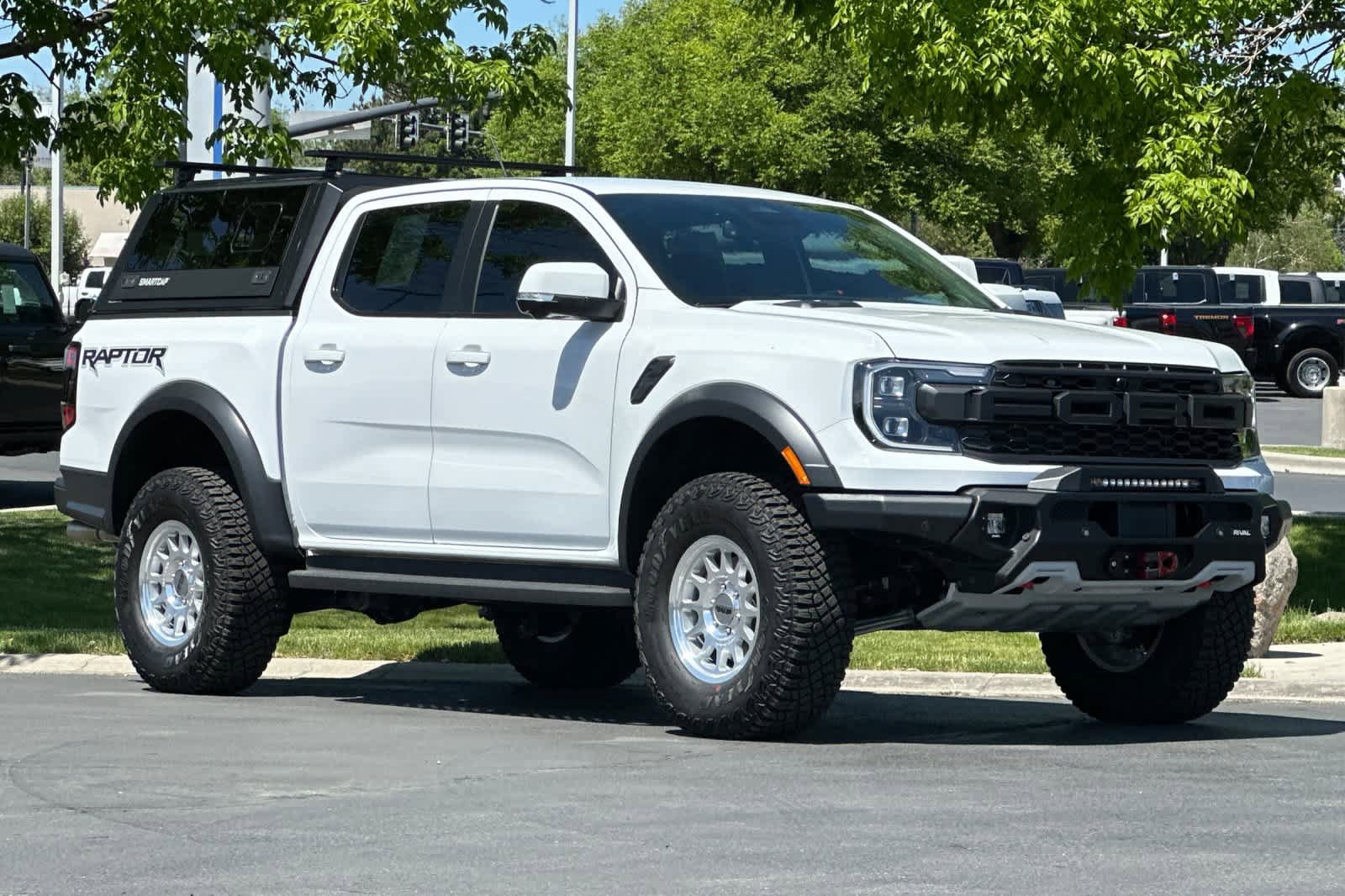 Certified 2025 Ford Ranger Raptor AWD/4WD image 9