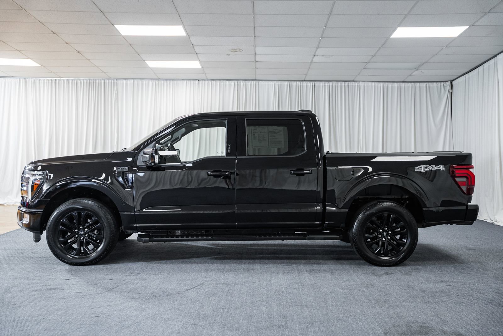 Certified 2024 Ford F150 Lariat w/ Equipment Group 502A High AWD/4WD image 4