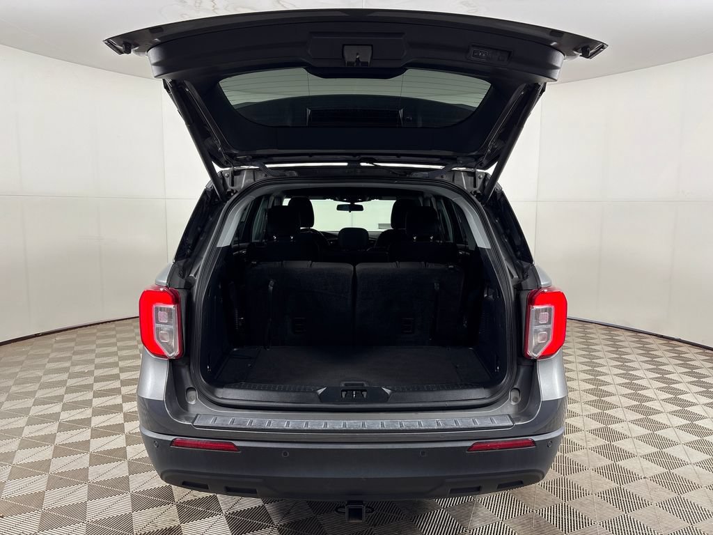 Certified 2022 Ford Explorer XLT RWD image 25