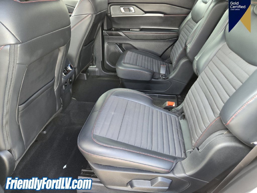 Certified 2025 Ford Explorer ST-Line w/ Premium Package RWD image 11