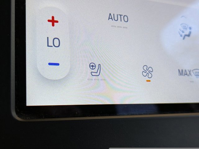 Certified 2022 Ford Edge SEL w/ Convenience Package image 28