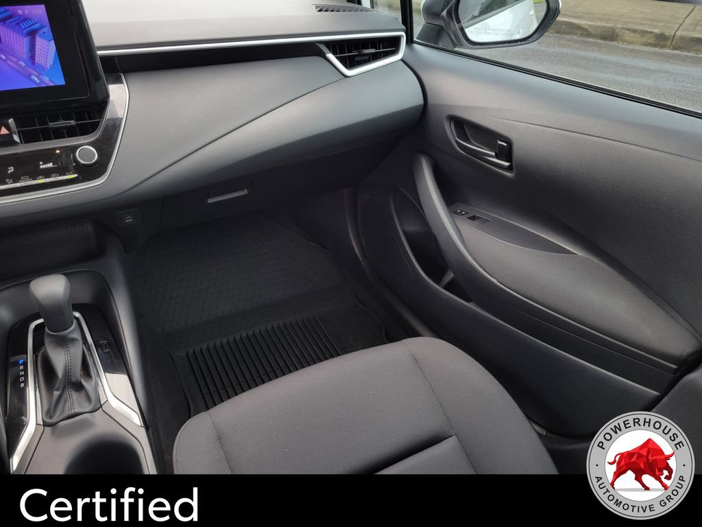 Used 2025 Toyota Corolla LE FWD image 20