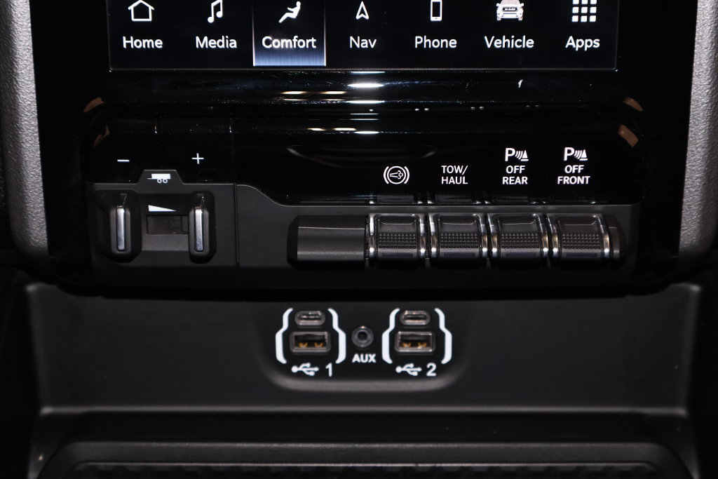 Used 2023 RAM 3500 Laramie w/ Night Edition AWD/4WD image 33
