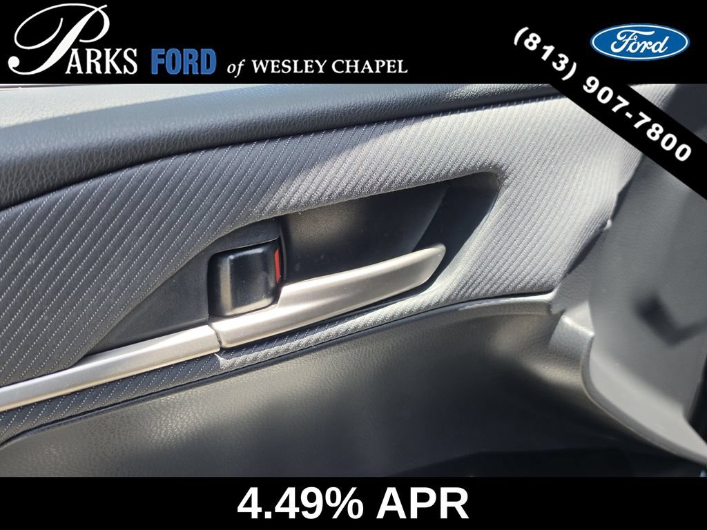 Used 2025 Toyota Camry SE FWD image 17