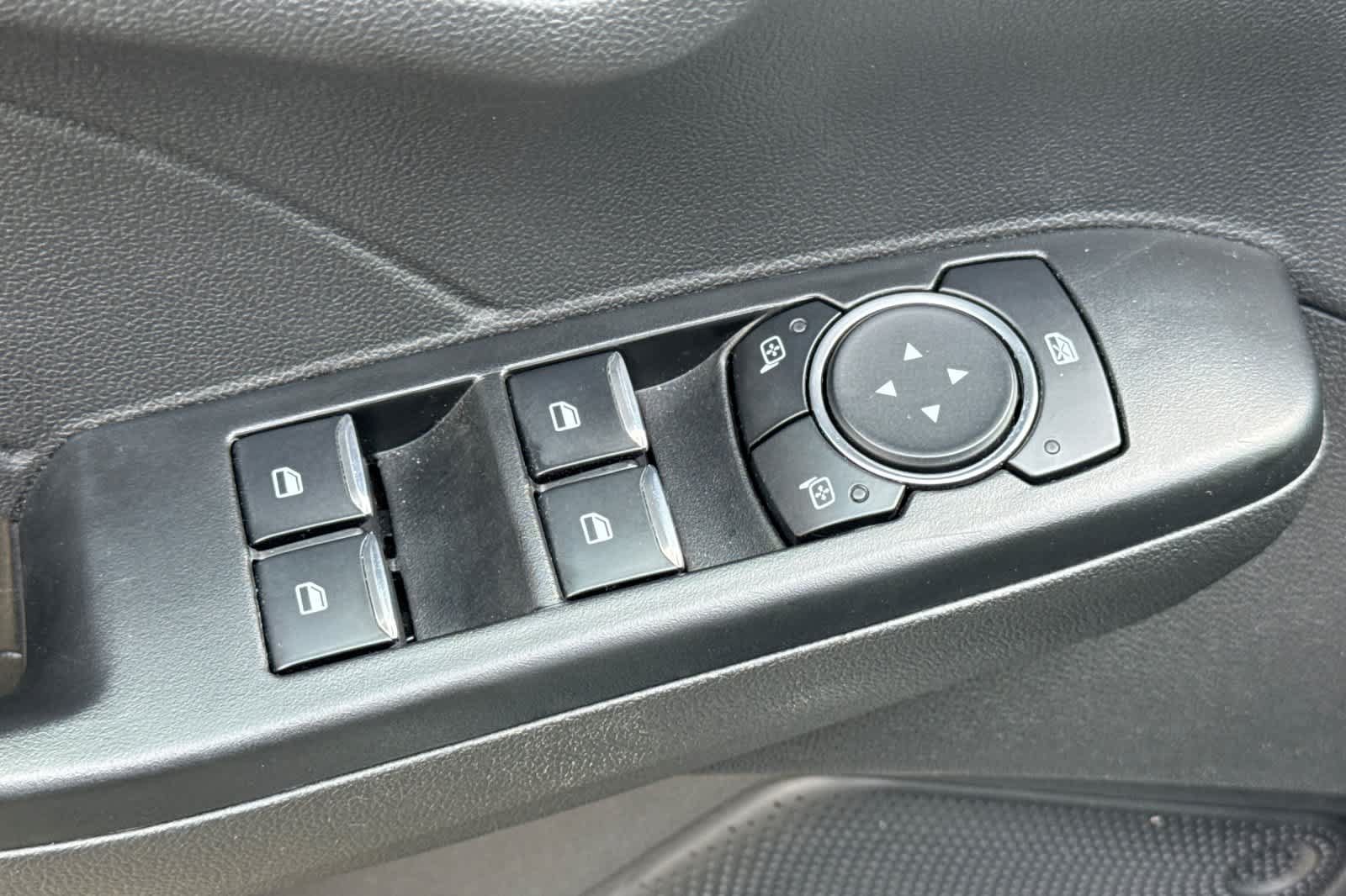 Certified 2025 Ford Escape Platinum AWD/4WD image 13