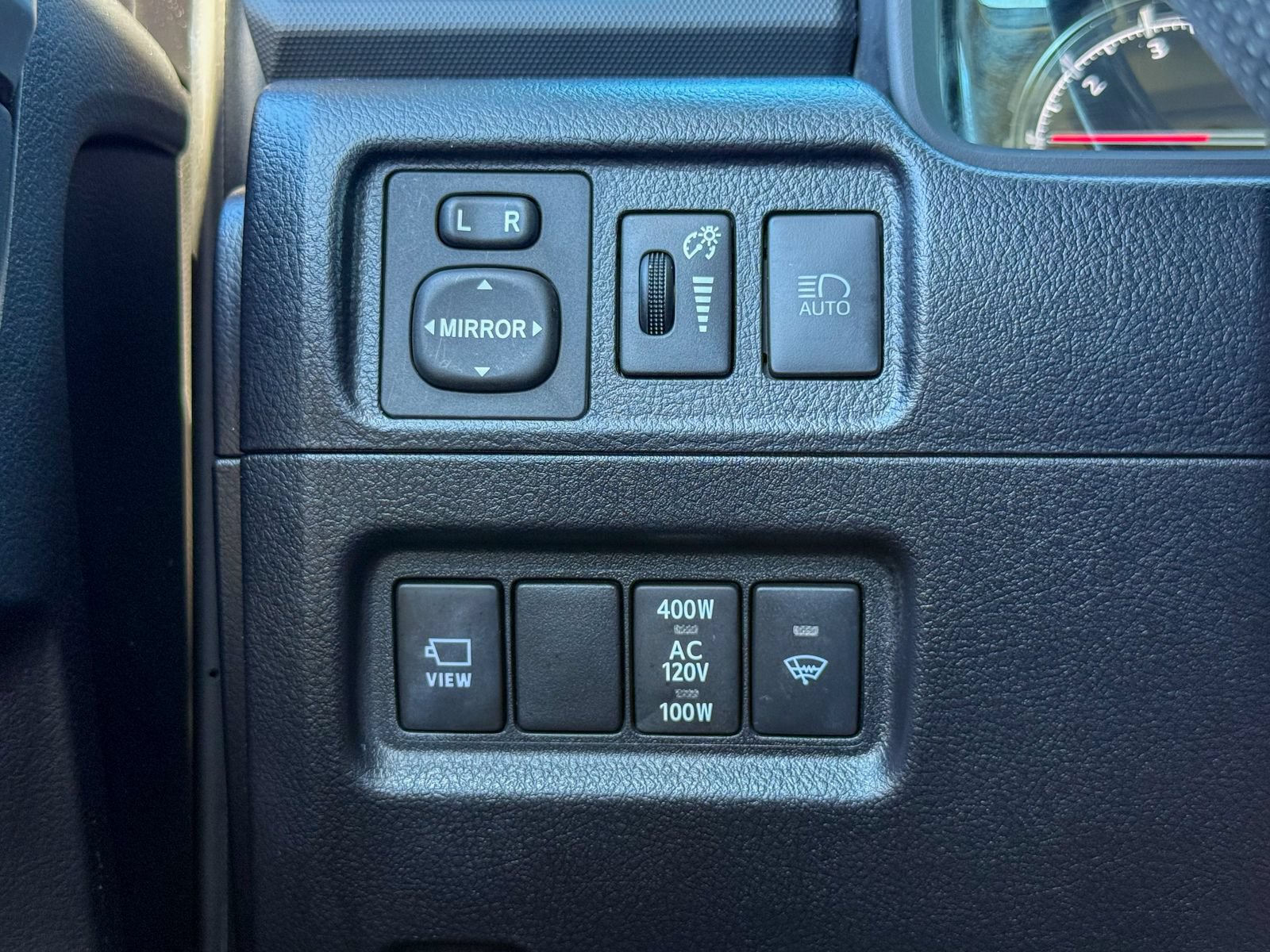 Used 2023 Toyota 4Runner Limited AWD/4WD image 28