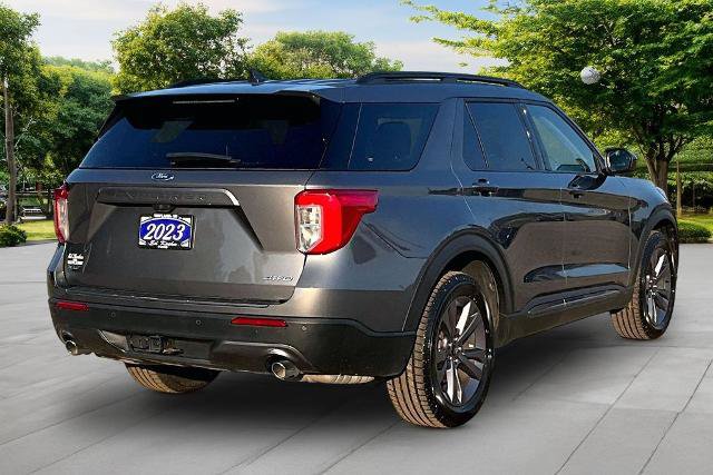 Certified 2023 Ford Explorer XLT w/ Equipment Group 202A AWD/4WD image 12