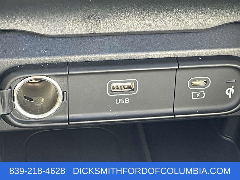 Used 2023 Kia Telluride S image 28