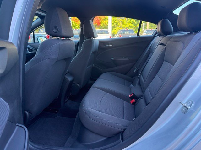 Used 2018 Chevrolet Cruze LT w/ Convenience Package FWD image 26