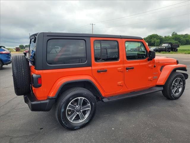 Used 2023 Jeep Wrangler Unlimited Sahara AWD/4WD image 8