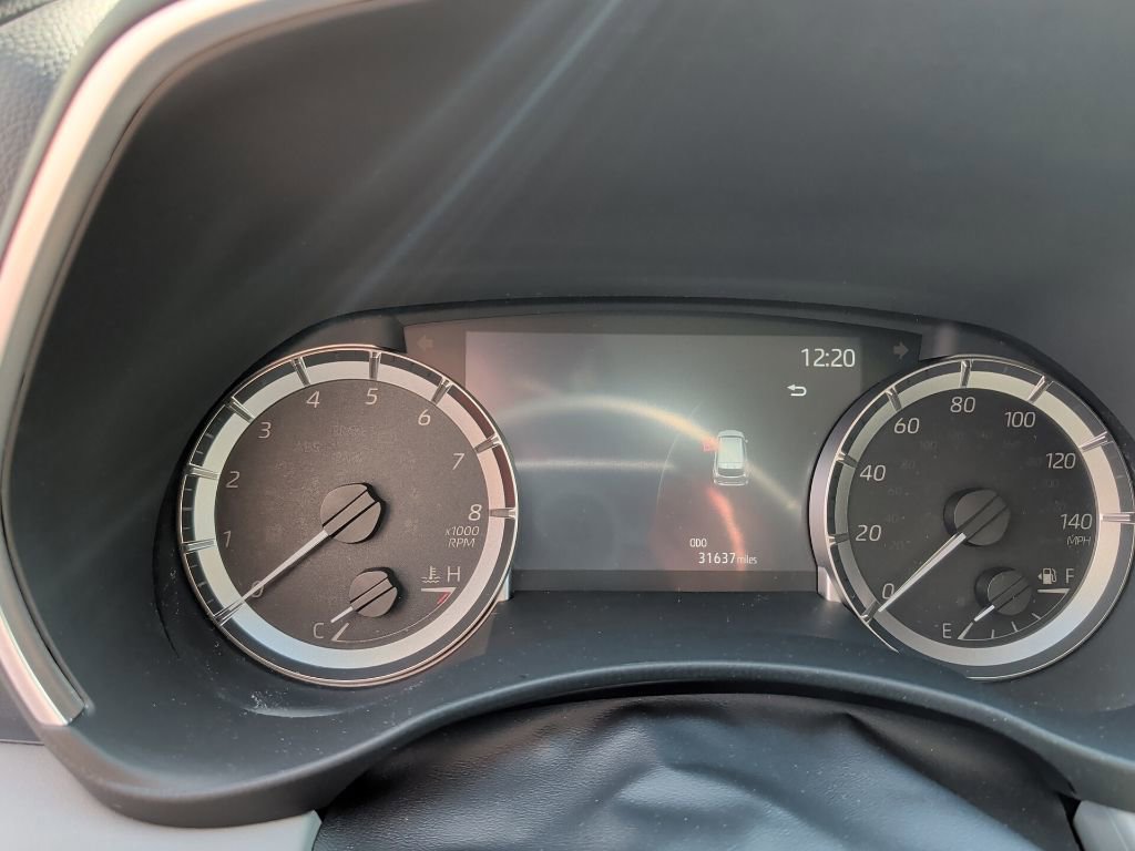 Used 2024 Toyota Highlander XLE image 5