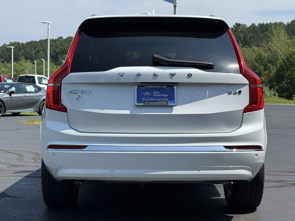 Used 2023 Volvo XC90 B6 Ultimate w/ Protection Package image 4