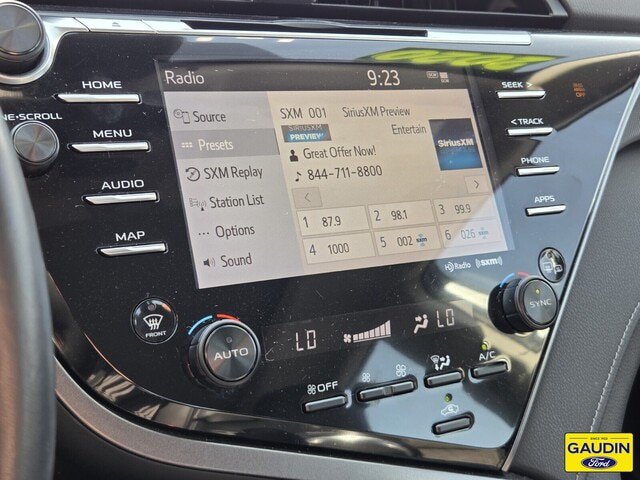 Used 2020 Toyota Camry XSE FWD image 21