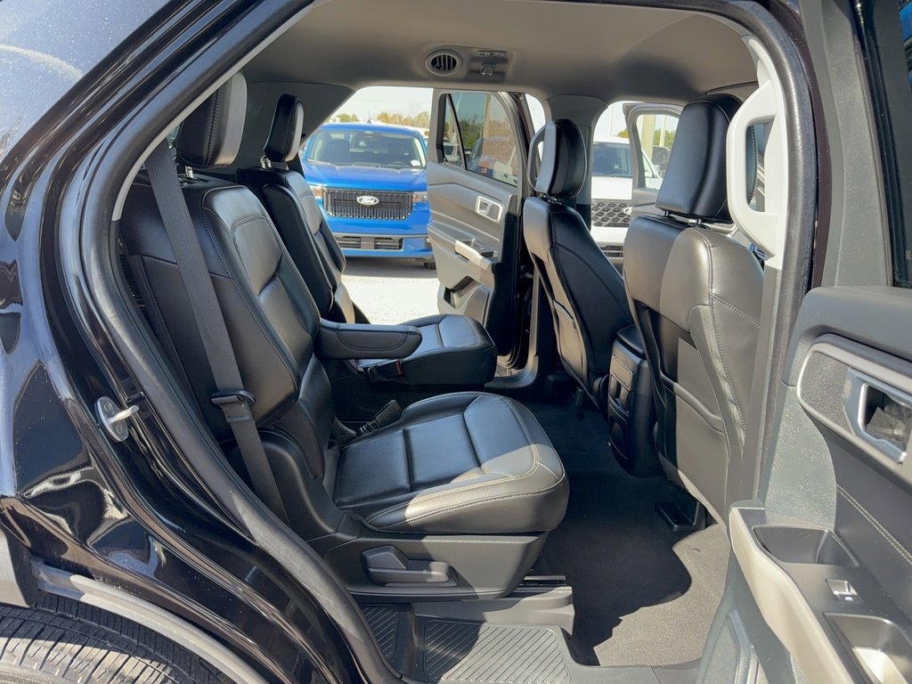 Certified 2023 Ford Explorer XLT w/ Equipment Group 202A image 15