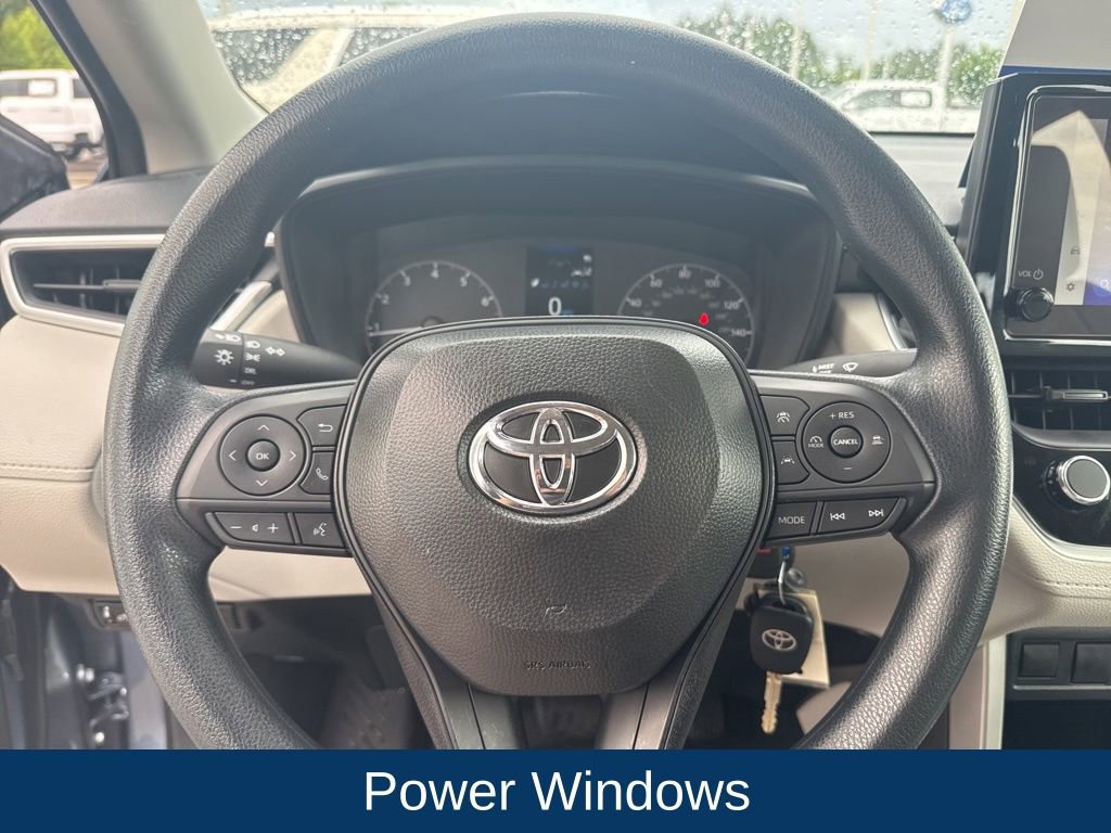 Used 2025 Toyota Corolla Cross L FWD image 14