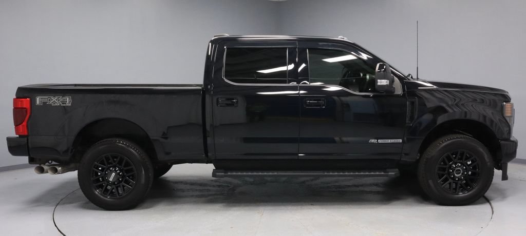 Certified 2022 Ford F350 Lariat w/ Black Appearance Package AWD/4WD image 13
