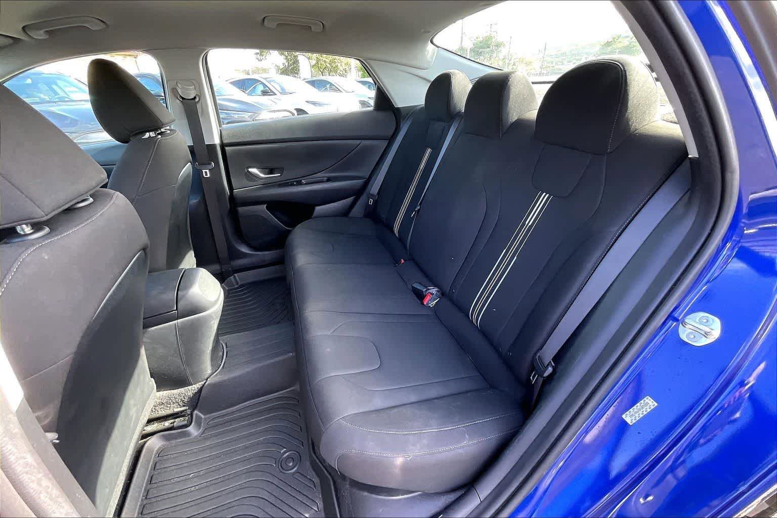 Used 2023 Hyundai Elantra Blue FWD image 29