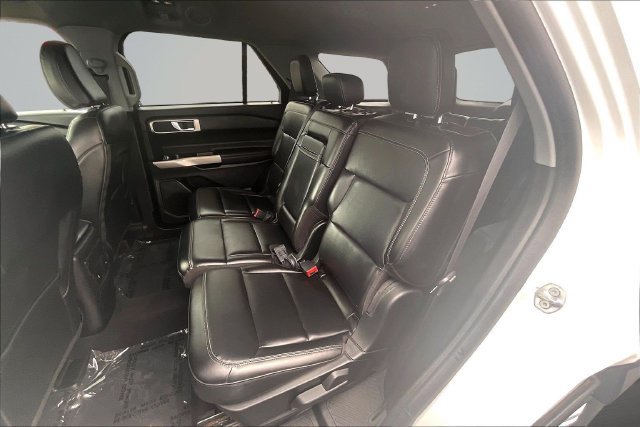 Certified 2023 Ford Explorer XLT w/ Equipment Group 202A AWD/4WD image 26