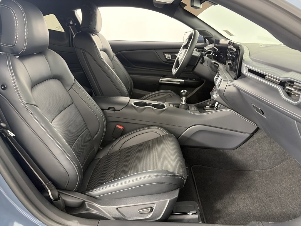Certified 2025 Ford Mustang GT Premium image 29