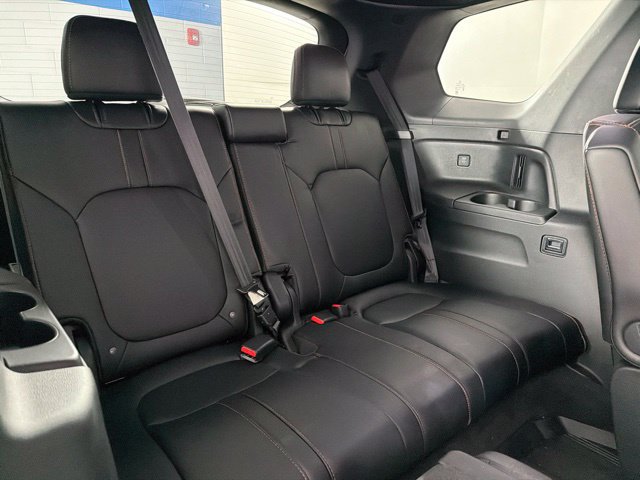 Used 2025 Honda Pilot TrailSport image 40