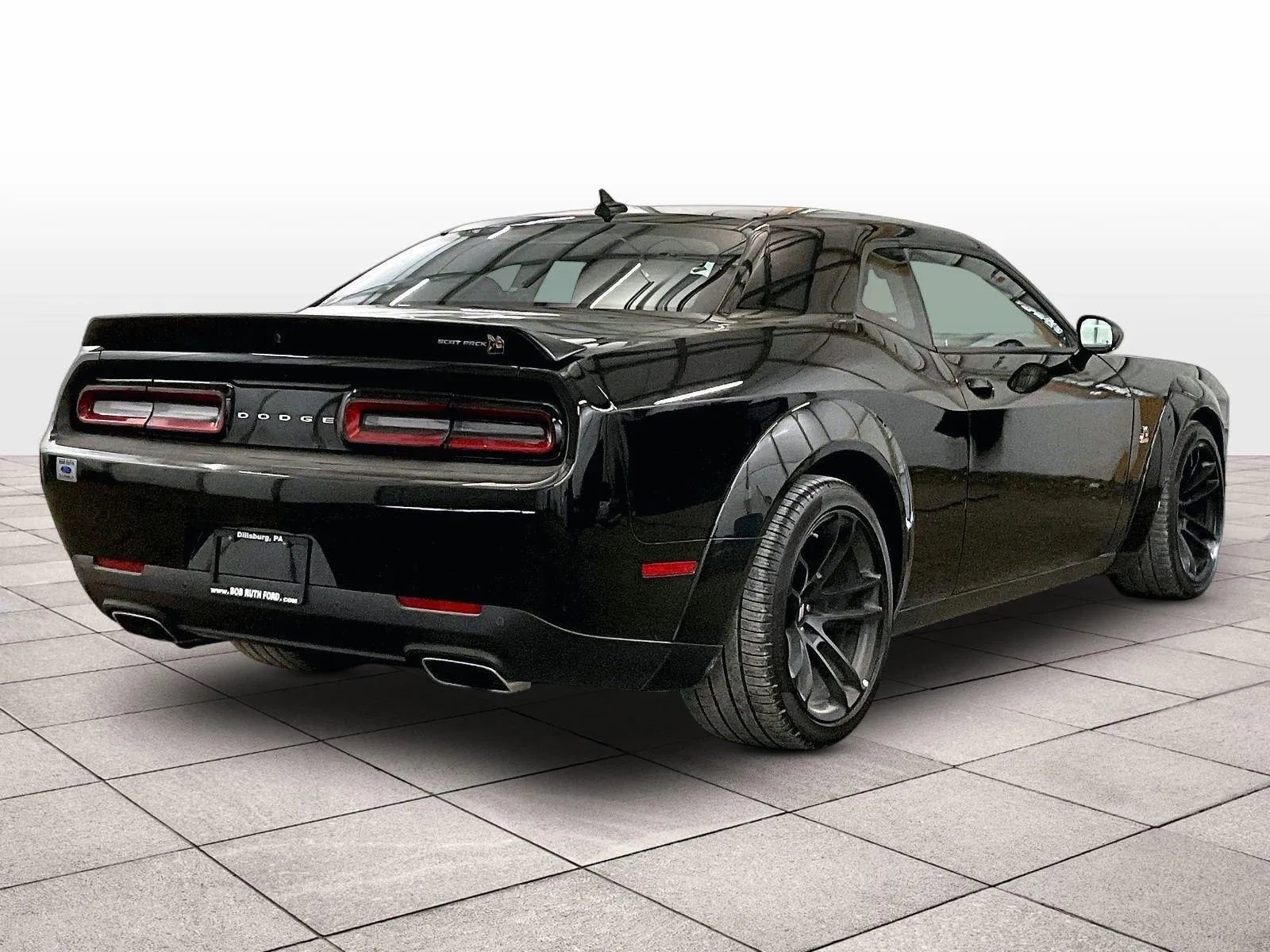 Used 2022 Dodge Challenger R/T Scat Pack RWD image 11