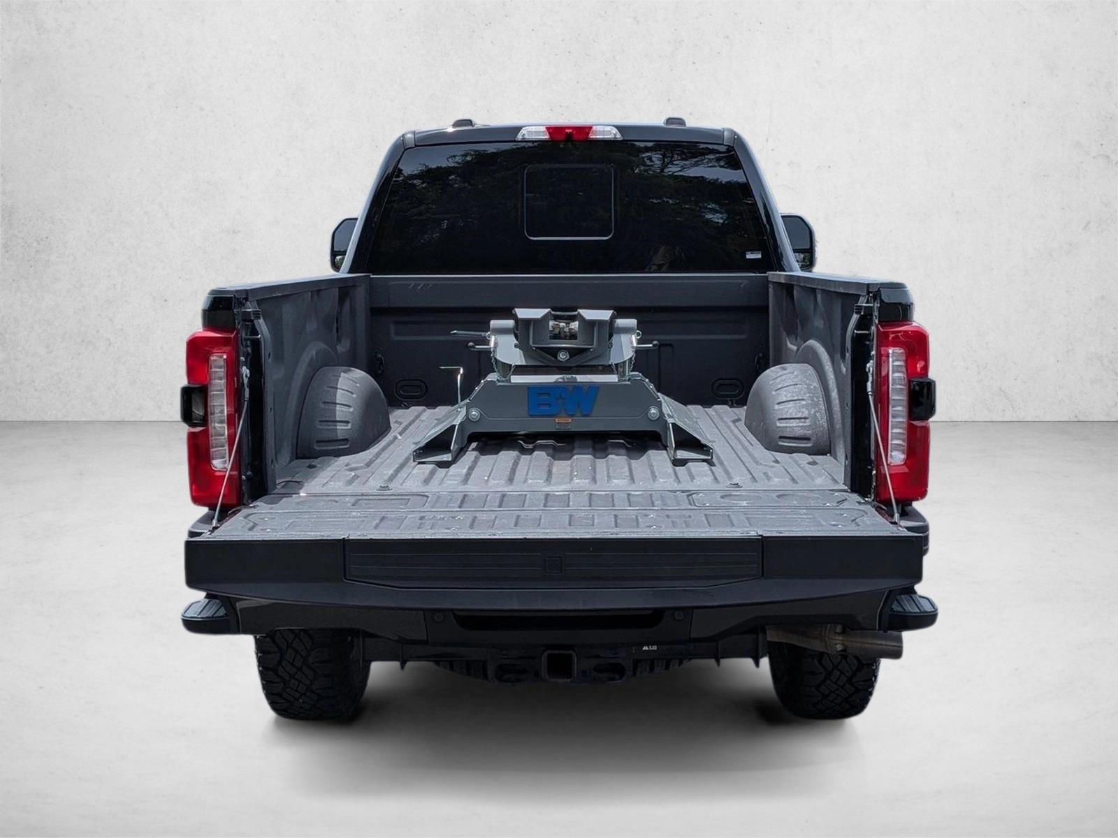 Certified 2025 Ford F350 King Ranch w/ Tremor Off-Road Package AWD/4WD image 6