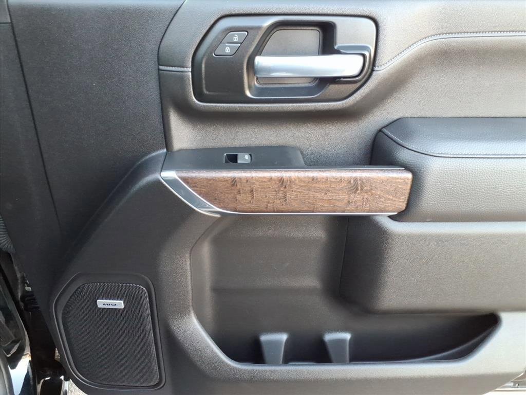 Used 2022 GMC Sierra 3500 Denali w/ Denali Ultimate Package image 11