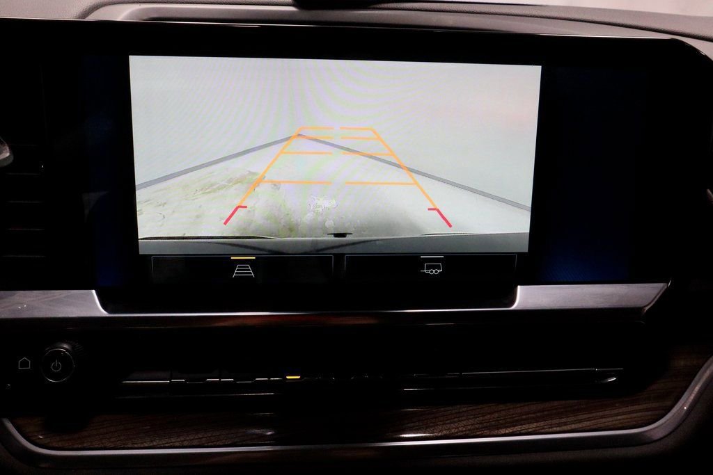 Used 2022 Chevrolet Silverado 1500 LT image 9