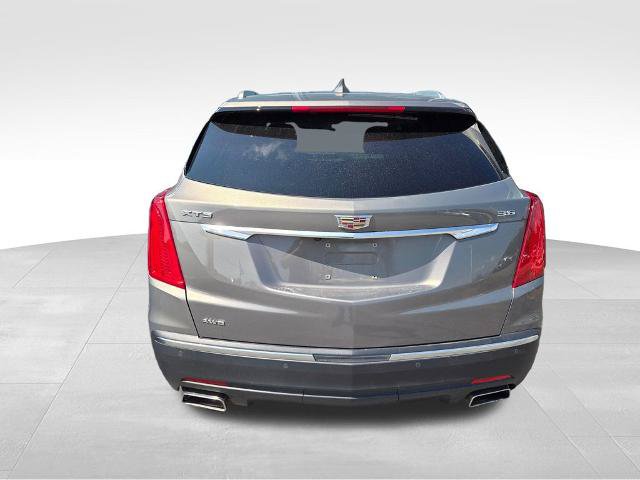 Used 2018 Cadillac XT5 Luxury w/ Driver Awareness Package AWD/4WD image 4