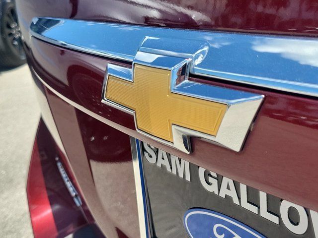 Used 2017 Chevrolet Equinox Premier w/ Enhanced Convenience Package FWD image 7