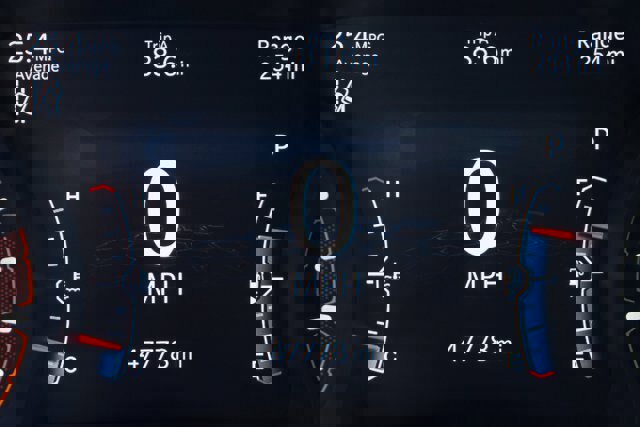 Used 2023 Jeep Compass Trailhawk image 32