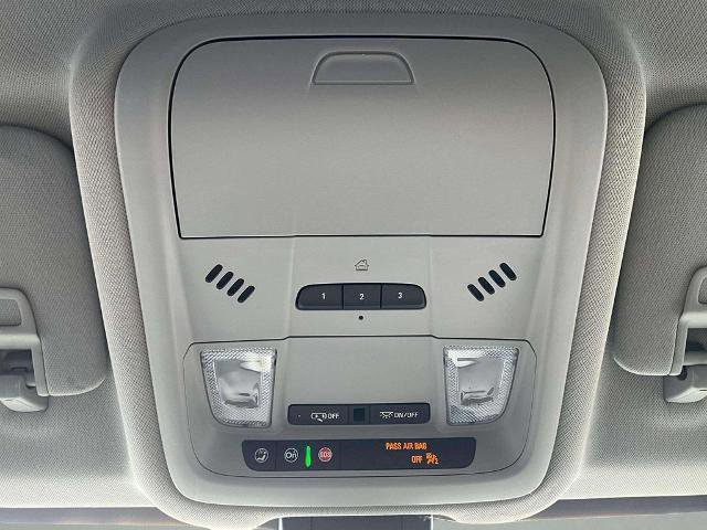 Used 2021 GMC Terrain SLT image 26