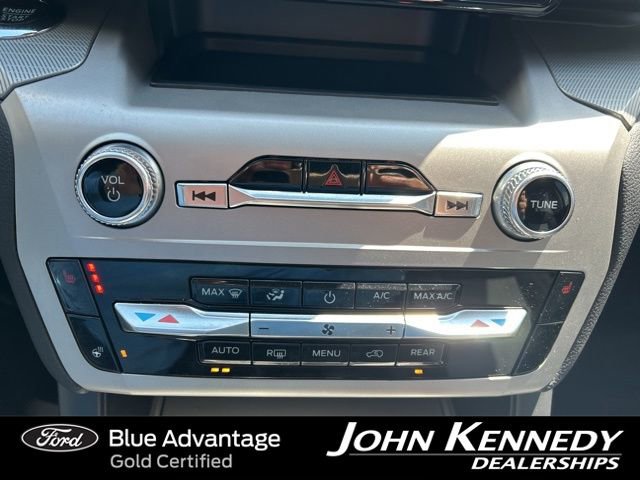 Certified 2022 Ford Explorer XLT w/ Equipment Group 202A AWD/4WD image 30