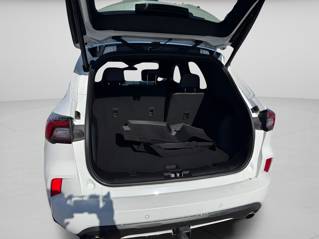 Certified 2025 Ford Escape ST-Line Elite w/ Premium Technology Package AWD/4WD image 13