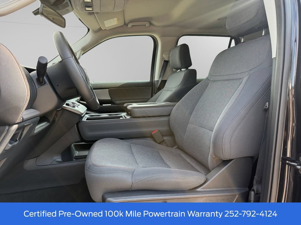 Certified 2025 Ford Expedition Active RWD image 9