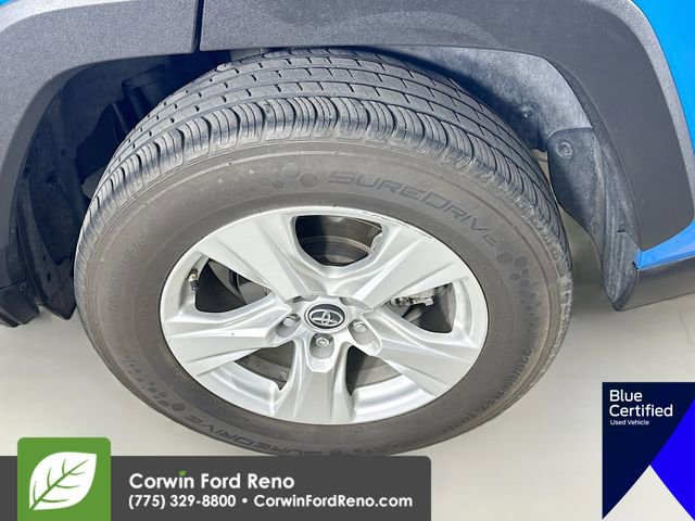 Used 2019 Toyota RAV4 XLE w/ All Weather Liner Package AWD/4WD image 33