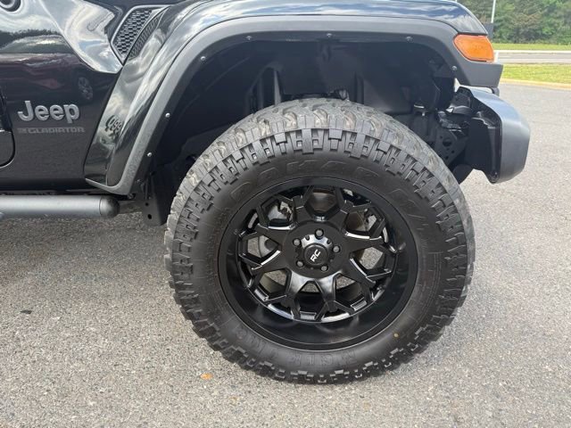 Used 2023 Jeep Gladiator Willys image 8