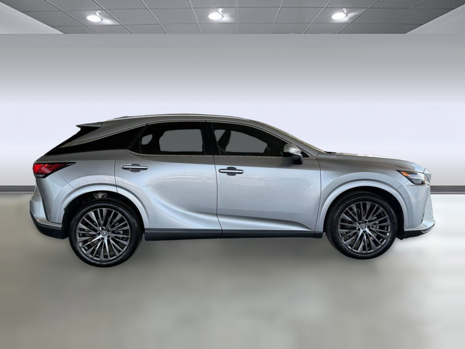 Used 2023 Lexus RX 350 FWD w/ Cold Area Package image 8