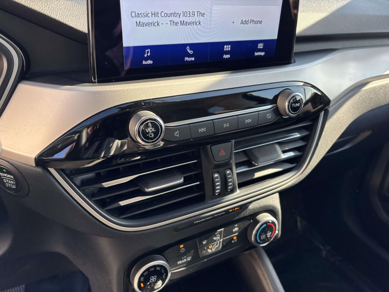 Certified 2022 Ford Escape SE image 23