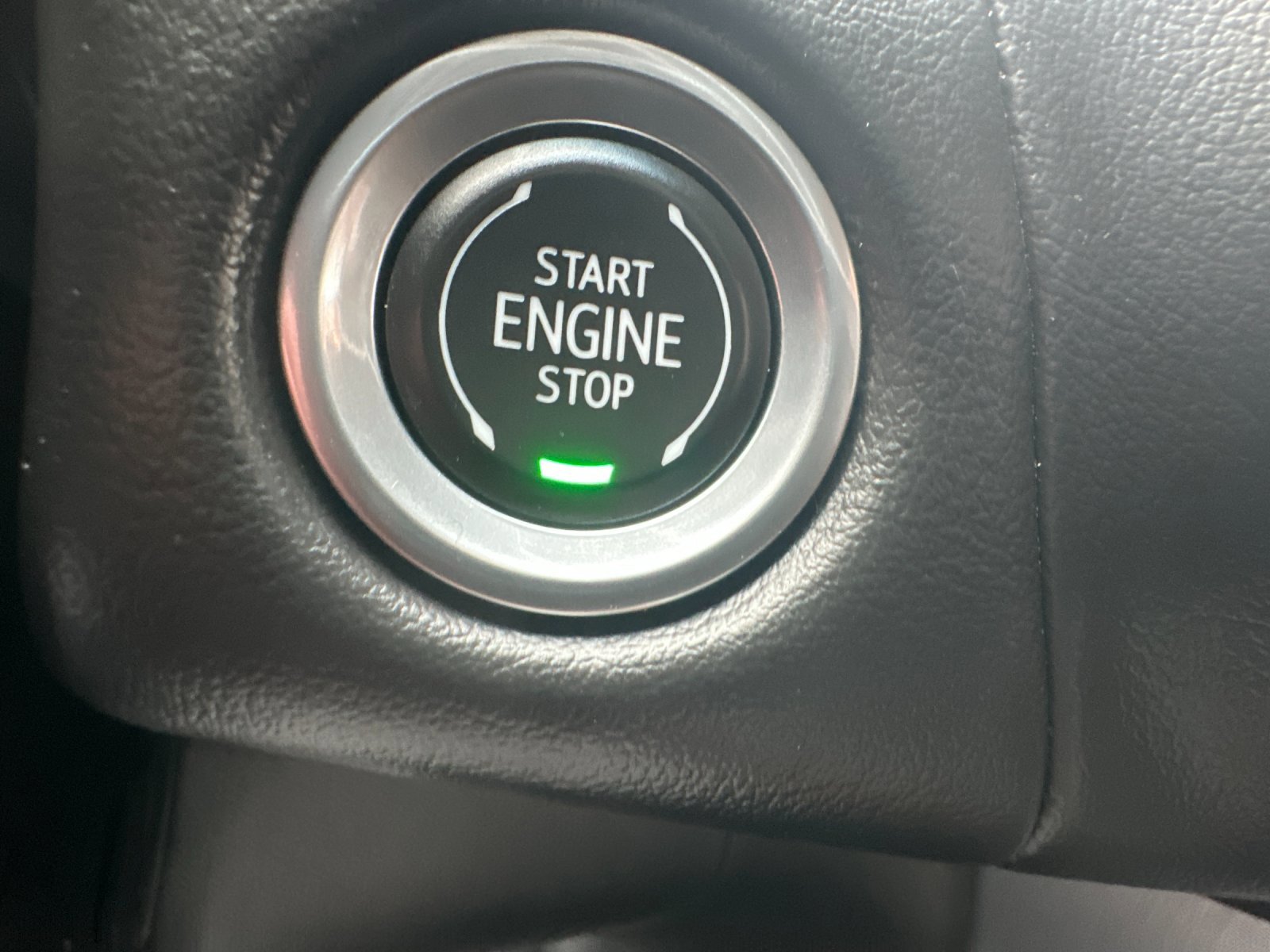 Used 2023 GMC Yukon SLT image 22