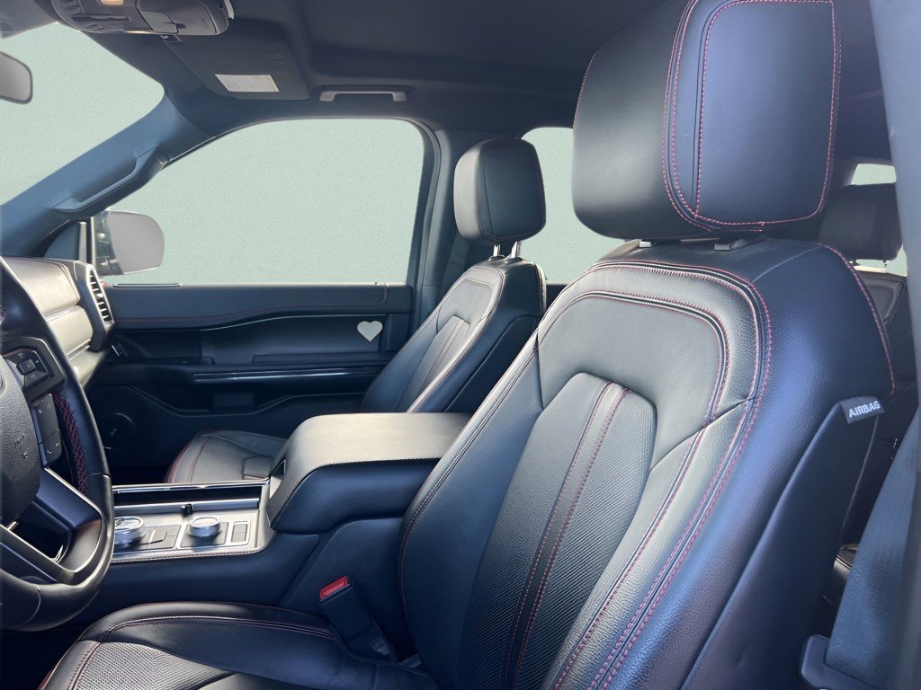 Certified 2019 Ford Expedition Limited w/ Equipment Group 303A AWD/4WD image 24
