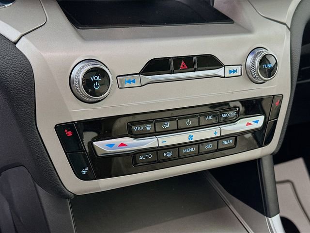 Certified 2023 Ford Explorer XLT w/ Equipment Group 202A image 22