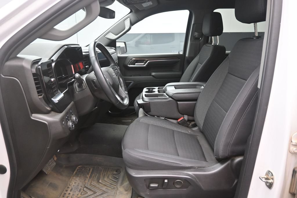 Used 2023 Chevrolet Silverado 1500 RST w/ Z71 Off-Road Package AWD/4WD image 18