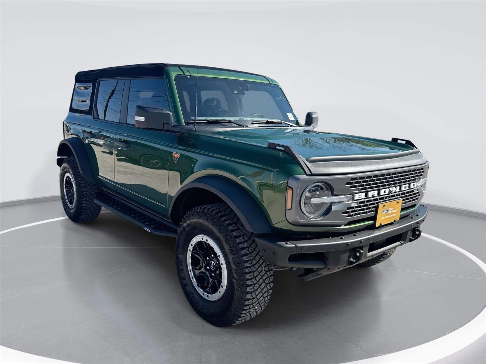 Certified 2023 Ford Bronco Badlands image 1