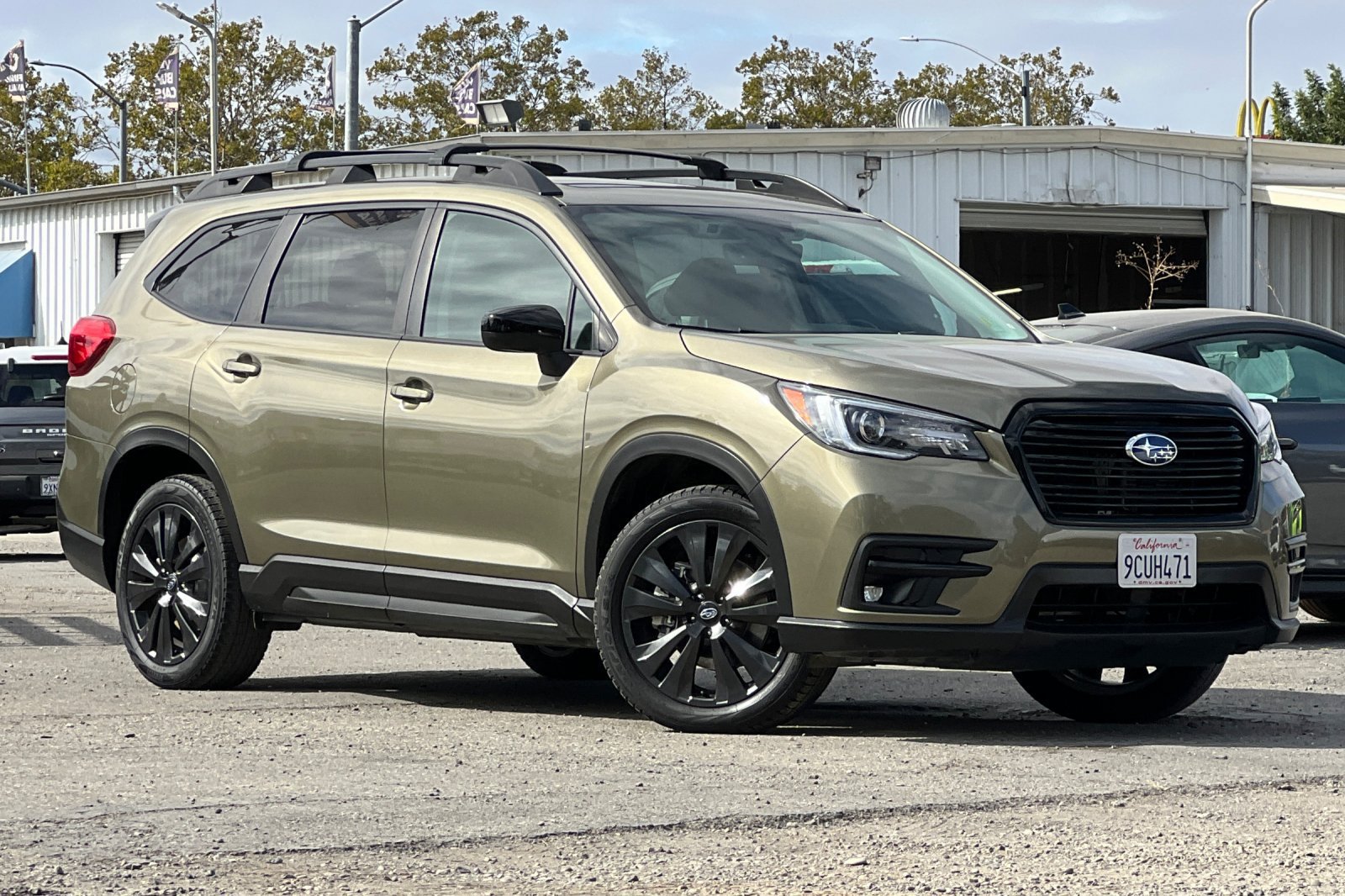 Used 2022 Subaru Ascent Onyx Edition AWD/4WD image 2