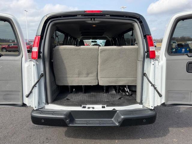 Used 2022 Chevrolet Express 3500 LS image 7