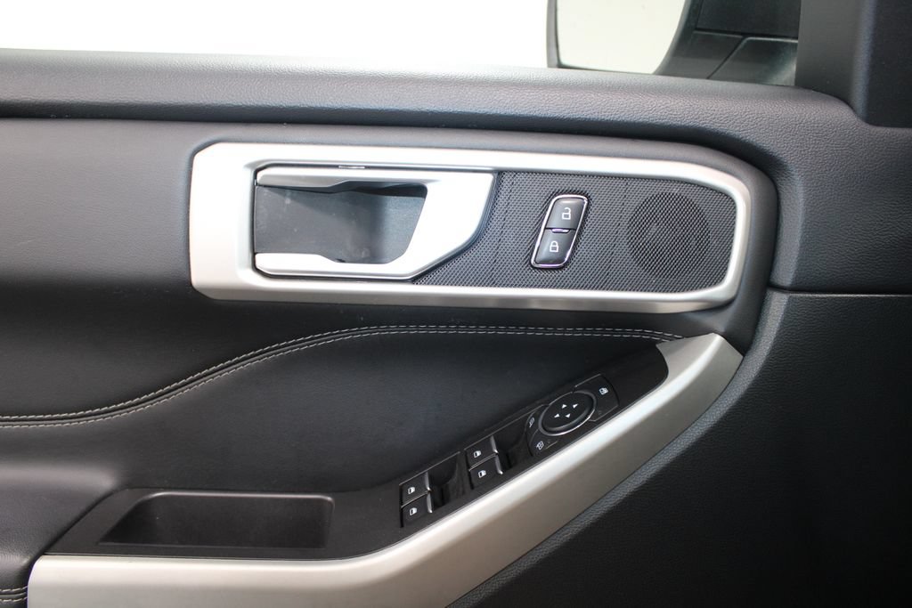 Certified 2023 Ford Explorer XLT AWD/4WD image 41